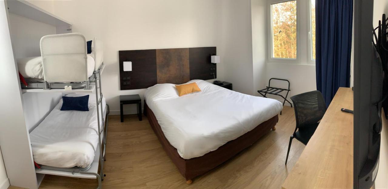Hotel Abbaye Du Golf De Lesigny Dış mekan fotoğraf