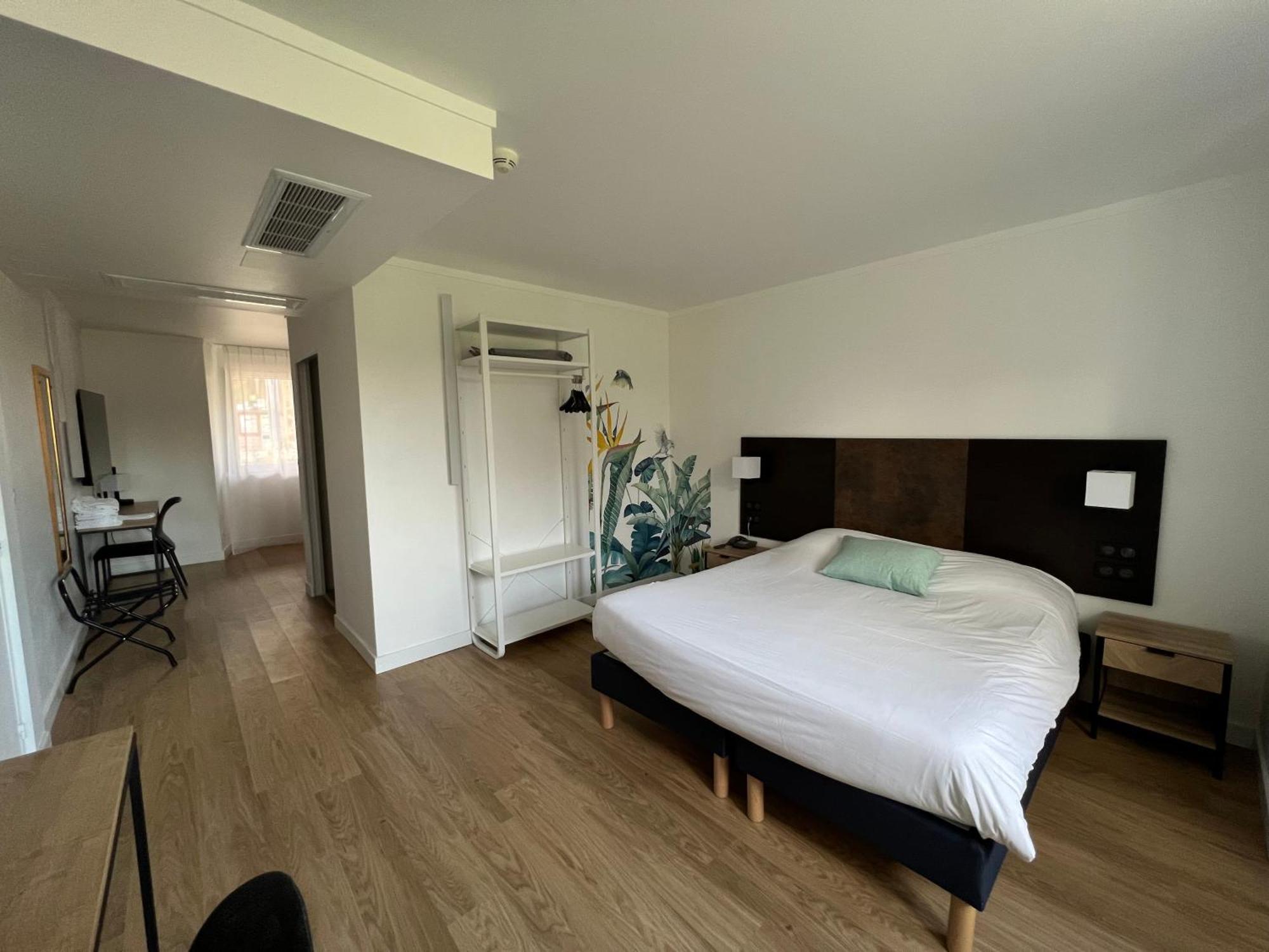 Hotel Abbaye Du Golf De Lesigny Dış mekan fotoğraf