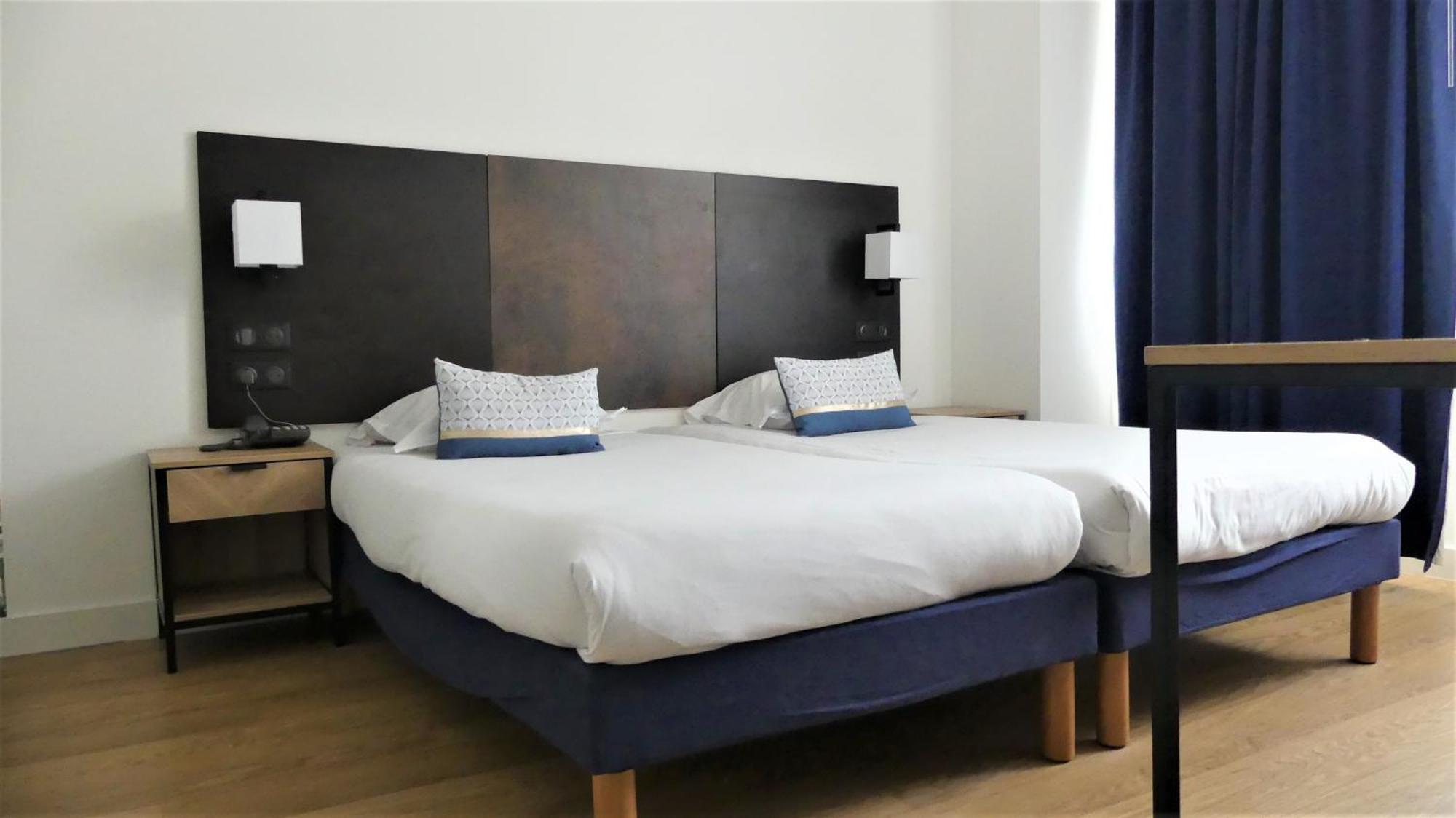 Hotel Abbaye Du Golf De Lesigny Dış mekan fotoğraf