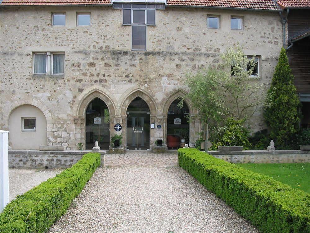 Hotel Abbaye Du Golf De Lesigny Dış mekan fotoğraf